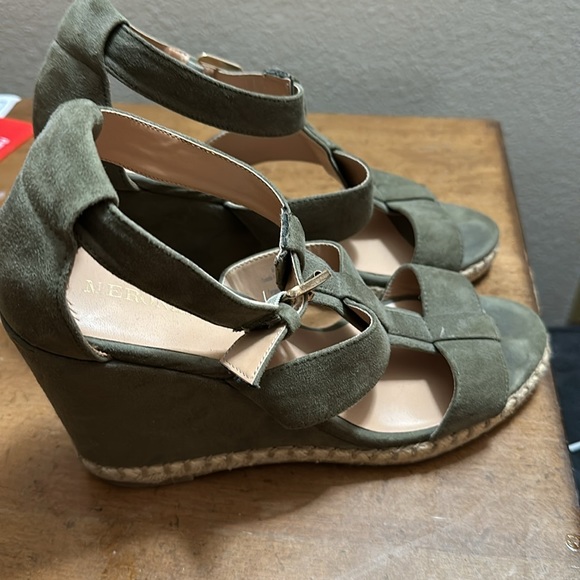 Dark green suede wedges - Picture 4 of 4